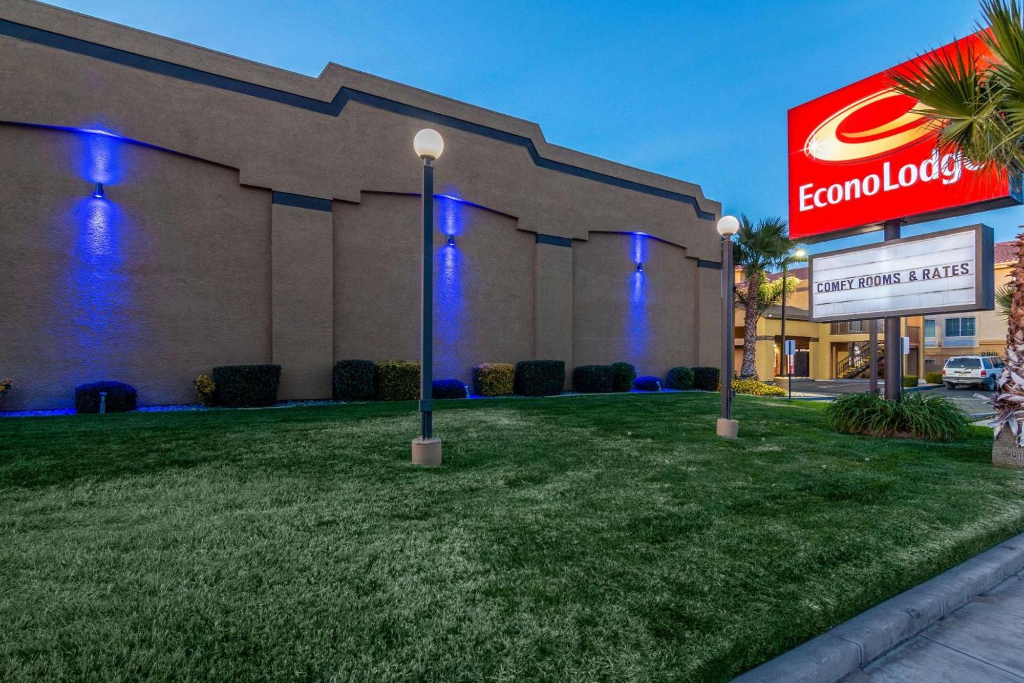 Econo Lodge Hesperia - Victorville I-15 Exteriör bild