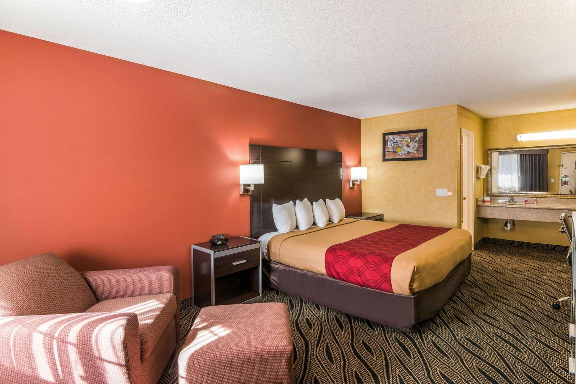 Econo Lodge Hesperia - Victorville I-15 Exteriör bild
