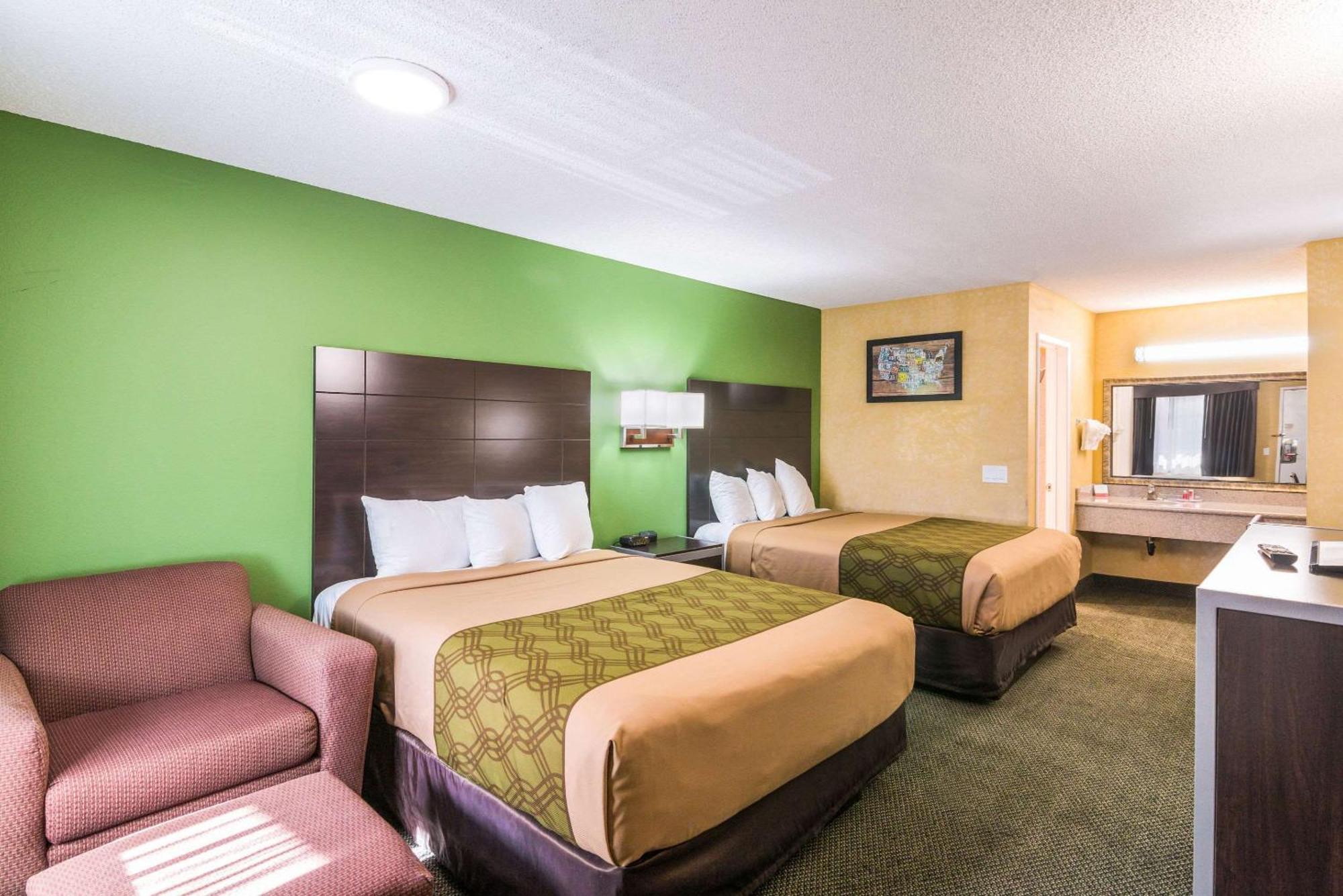 Econo Lodge Hesperia - Victorville I-15 Exteriör bild